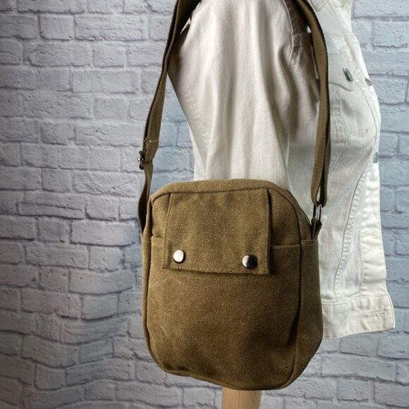 Harwish New in the Bag Canvas Utility Adjustable Crossbody - Picture 3 of 5